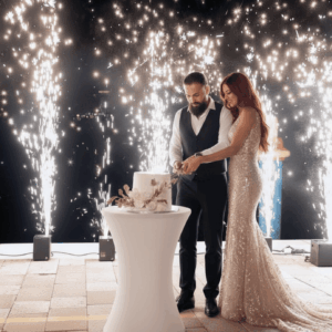 Искрометы (генераторы искр) для улицы (высота 3-5 метров) на свадьбу с выездом специалиста в минске недорого