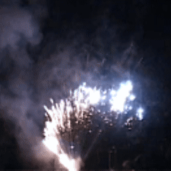 Фейерверк сине-голубой веерный каскад