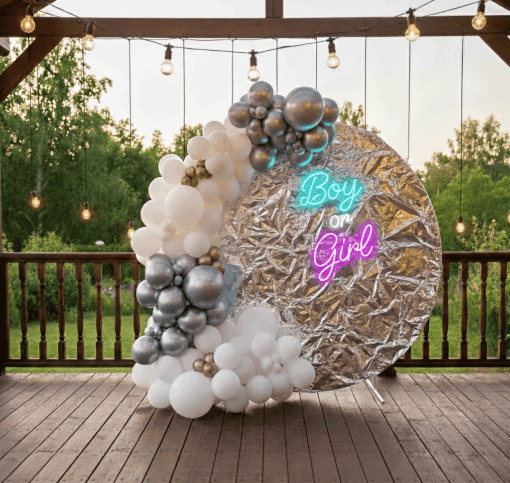 Фотозона из фольги с гирляндой из шаров и неоновой надписью Boy or Girl (с доставкой и установкой по Минску)